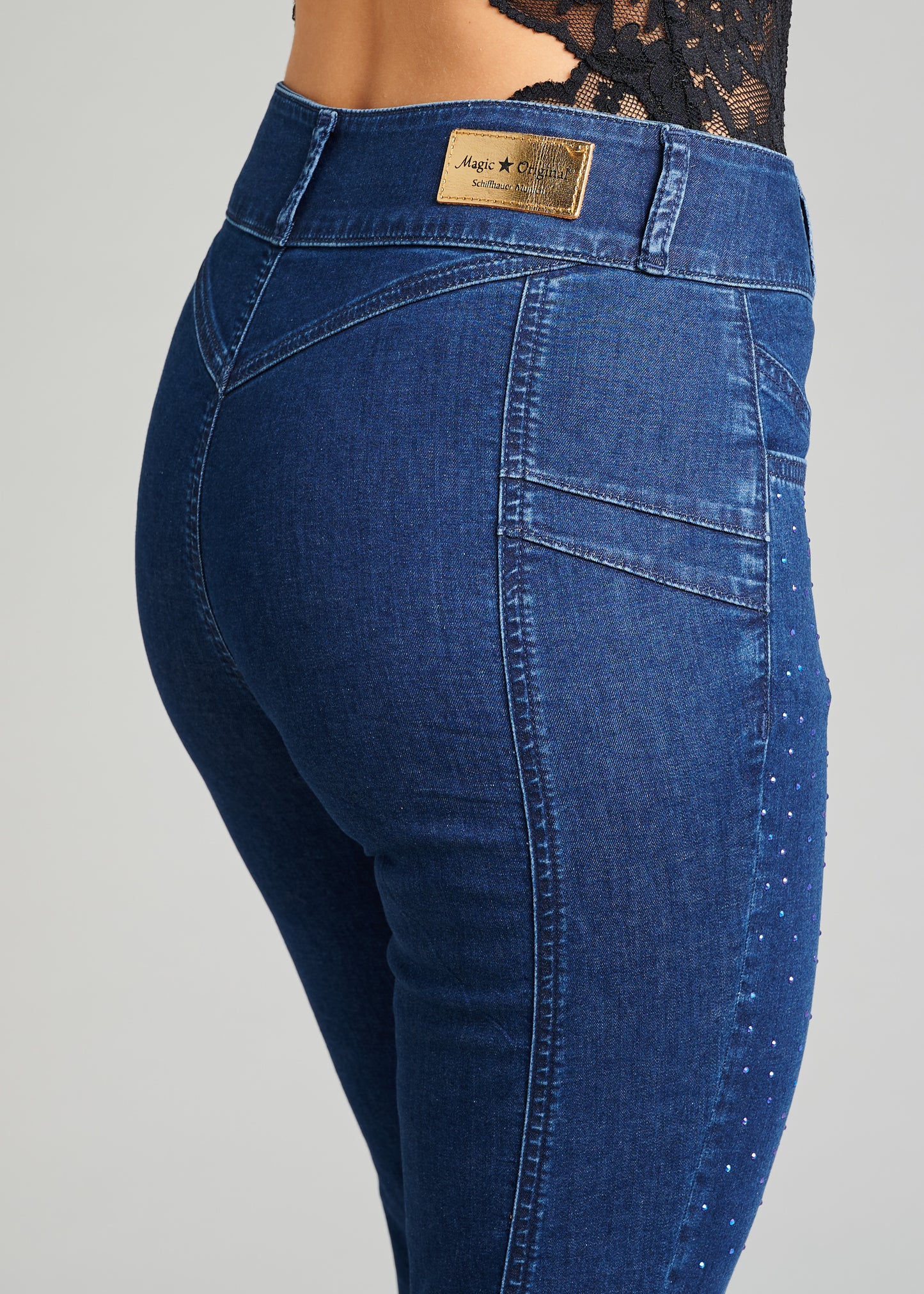 Jeans Magic The Original with Rhinestone Finishing