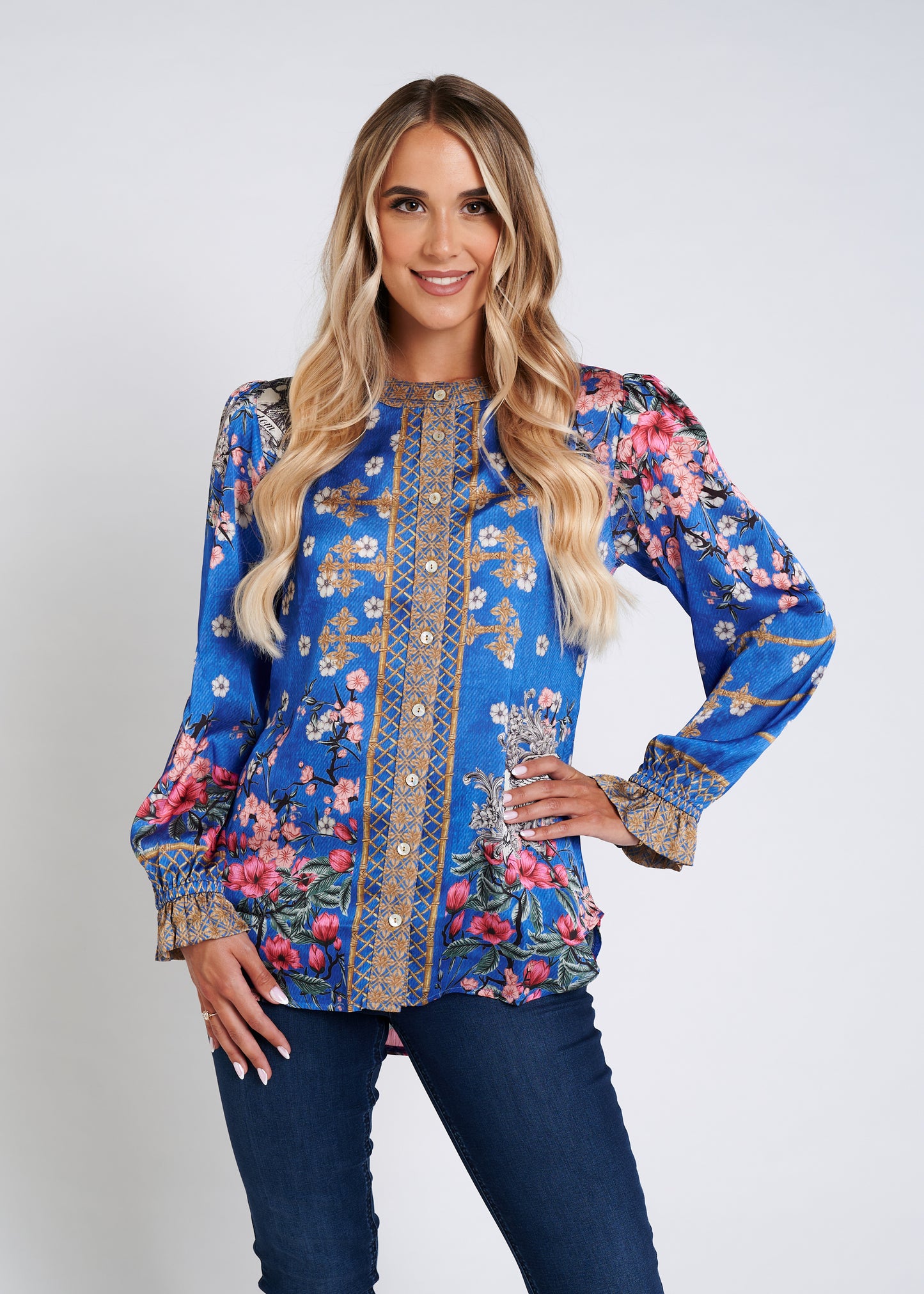 Blouse With Round Neck And Rhinestone Finishing